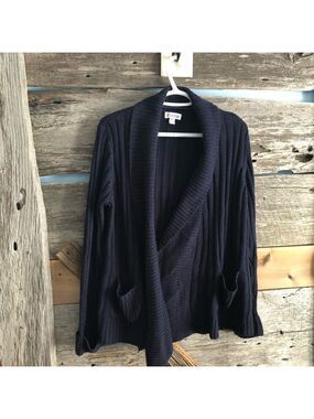 𝅺vintage St. John's Bay Petite size XLP Navy cable knit, cowl neck cardigan